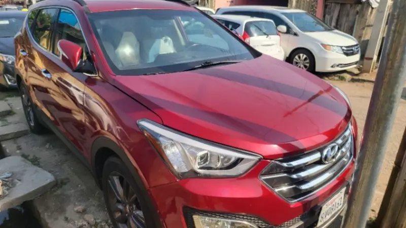 Hyundai Santa Fe - 2013