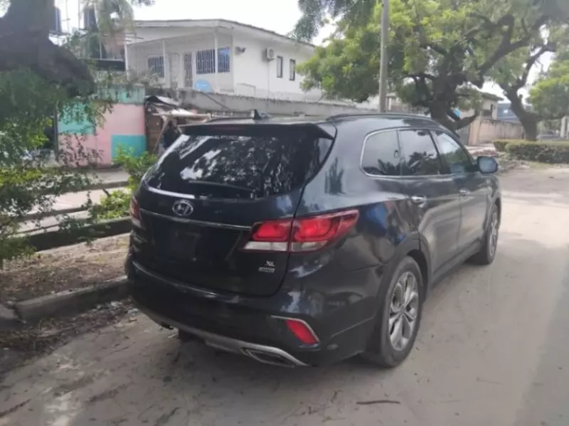 Hyundai SANTA FE 2,4 BVA 4x2 GL   - 2017