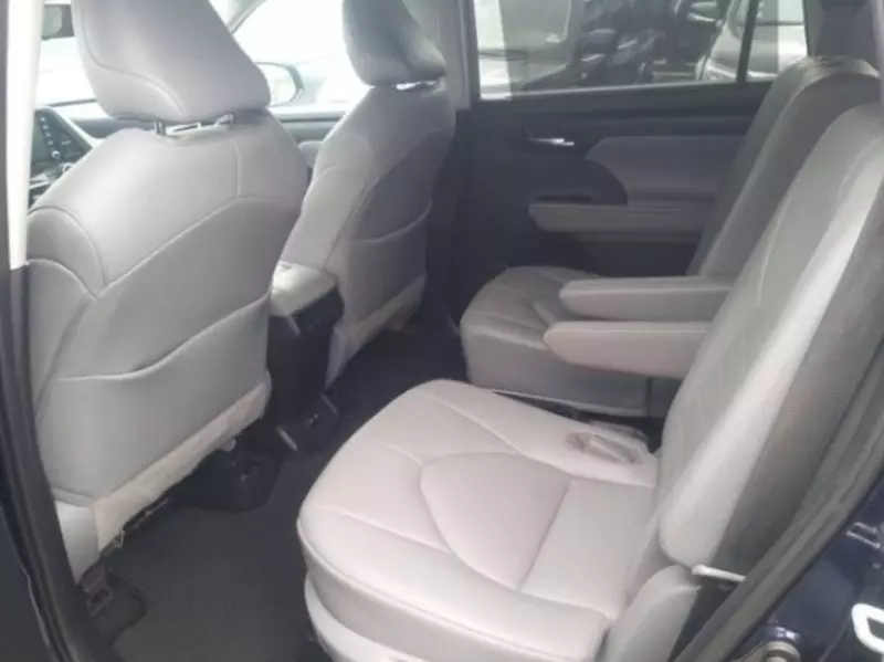 Toyota Highlander   - 2009