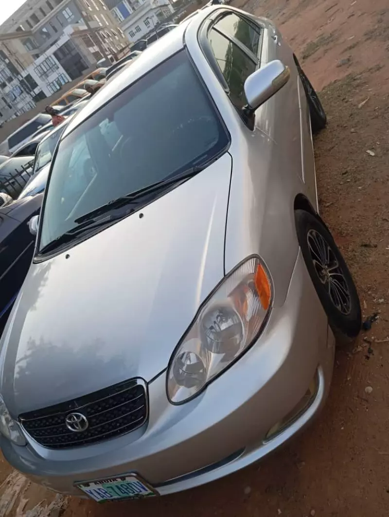 Toyota Corolla   - 2006