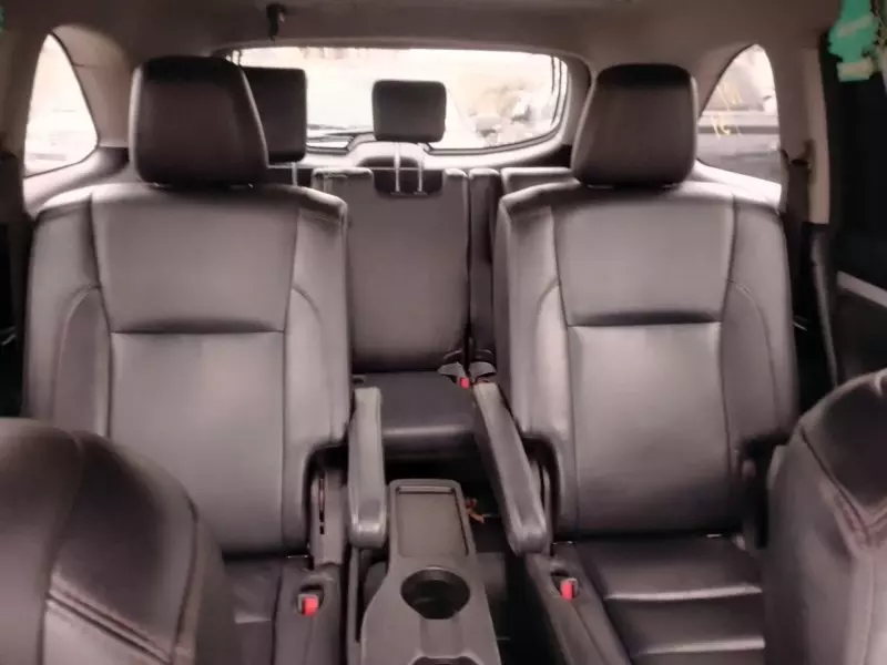 Toyota Highlander   - 2017