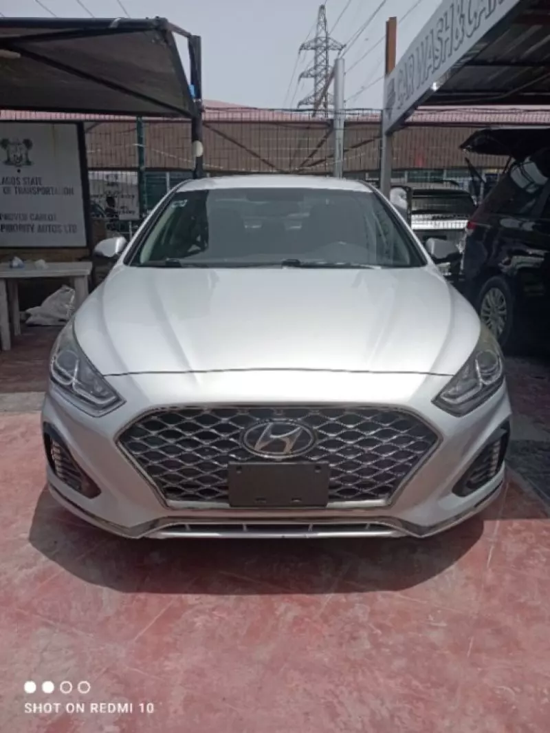 Hyundai Sonata   - 2019
