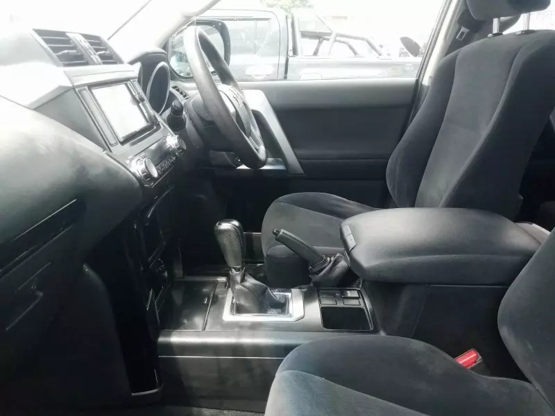 Toyota Land Cruiser Prado   - 2015