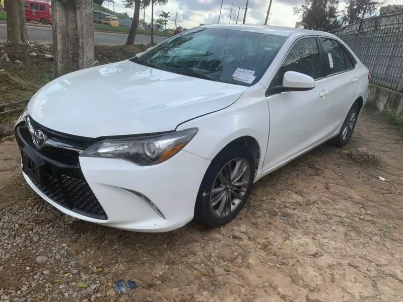 Toyota Camry   - 2017