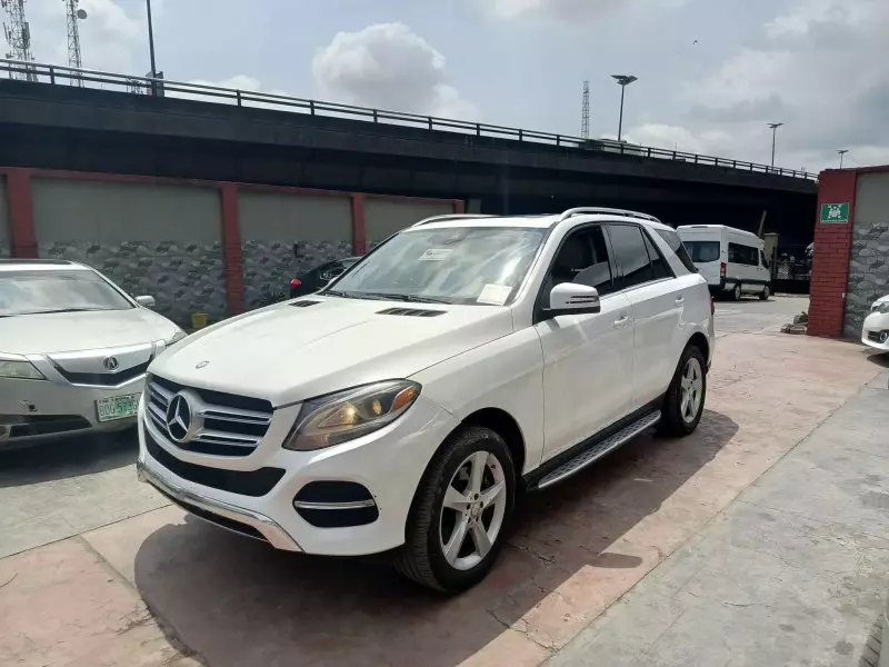 Mercedes-Benz GLE 350   - 2016