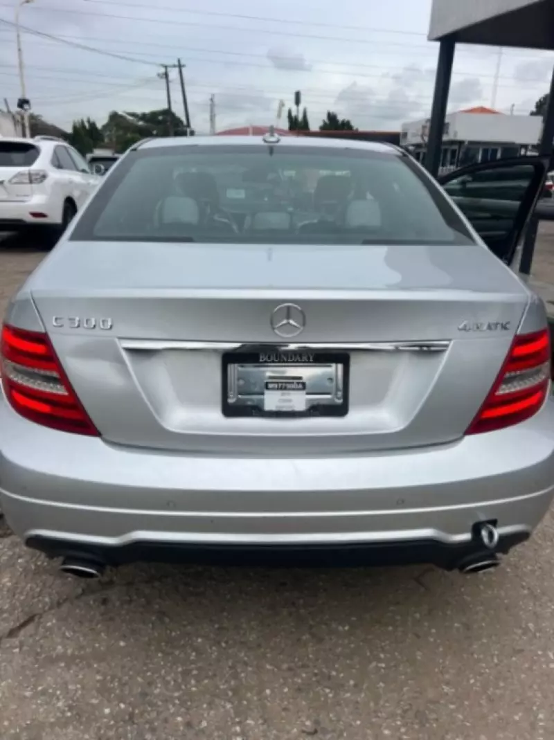 Mercedes-Benz C-Class   - 2013