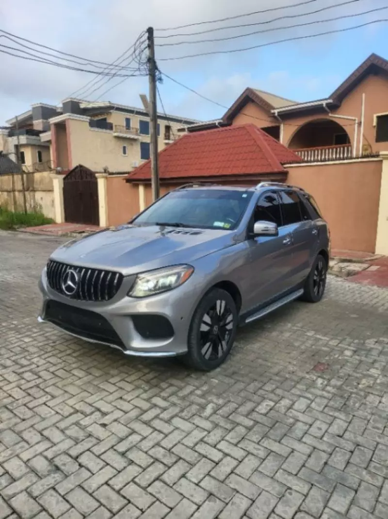 Mercedes-Benz GLE 350   - 2016