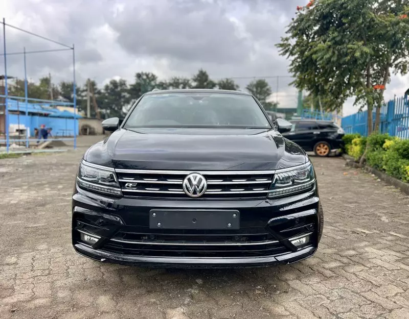 Volkswagen Tiguan   - 2018
