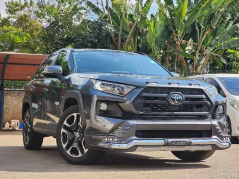 Toyota RAV4   - 2014