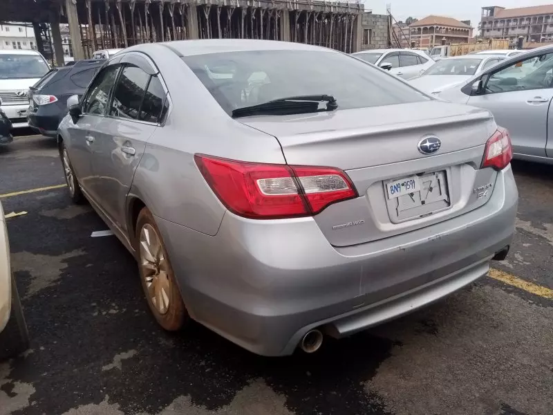 Subaru Legacy B4   - 2015