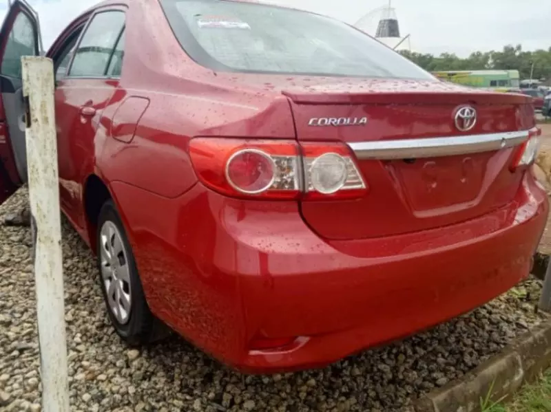 Toyota Corolla   - 2012