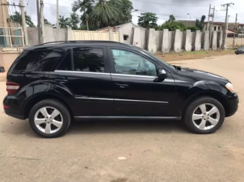 Mercedes-Benz ML 350   - 2010