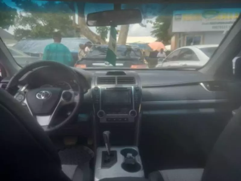 Toyota Camry   - 2012
