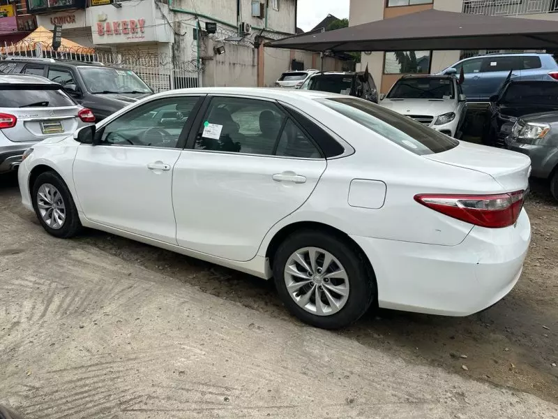 Toyota Camry   - 2015