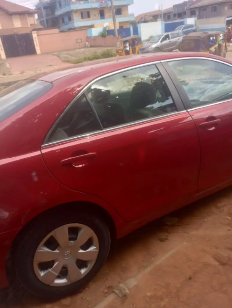 Toyota Camry   - 2007