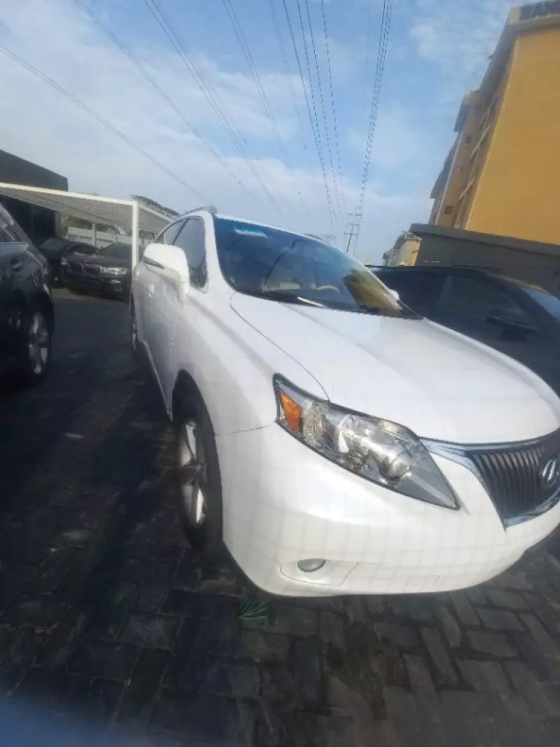 Lexus RX 350   - 2010