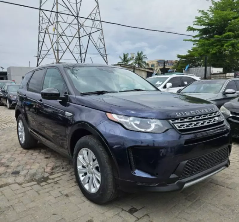 Land Rover Discovery Sport   - 2016