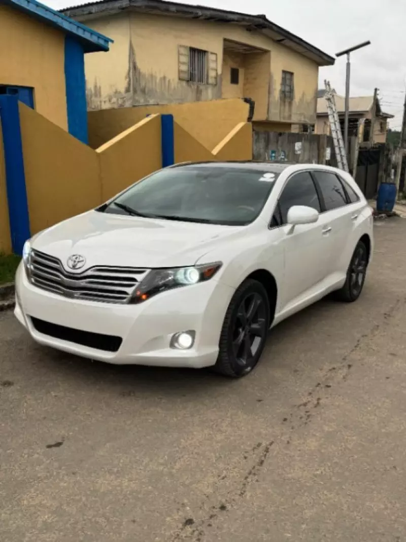 Toyota Venza   - 2010