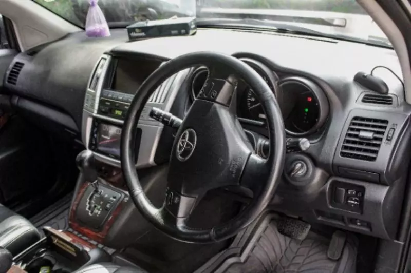 Toyota Harrier   - 2008