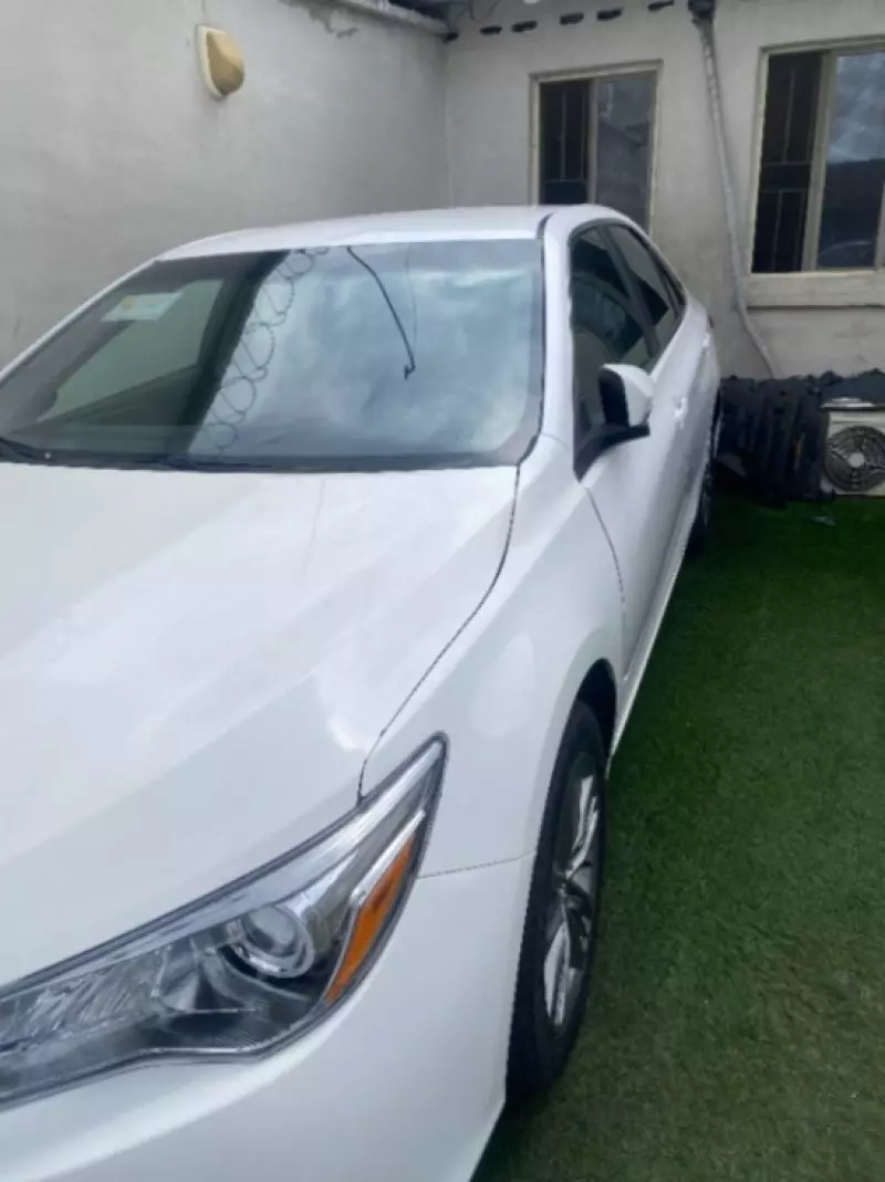 Toyota Camry   - 2017