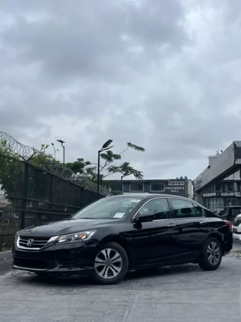Honda Accord   - 2015