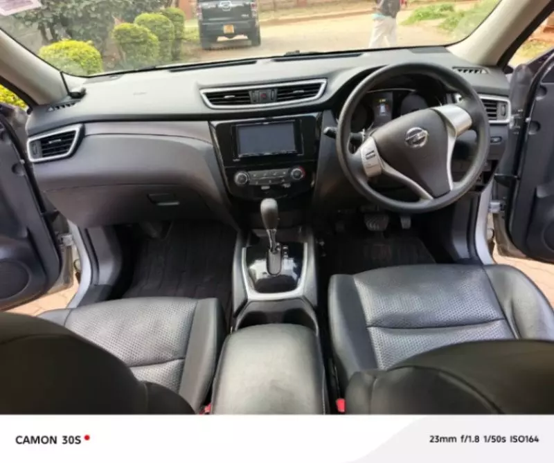 Nissan X-Trail   - 2017