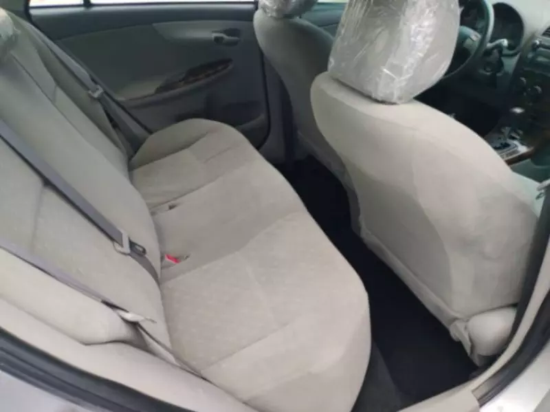 Toyota Corolla   - 2010