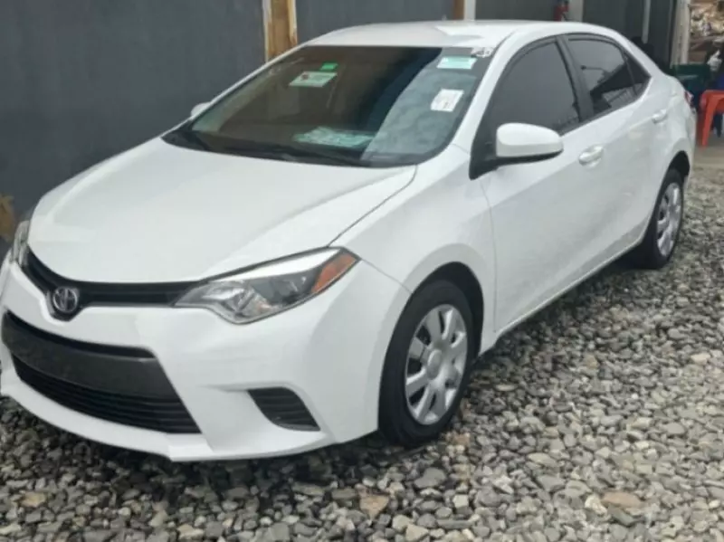 Toyota corolla   - 2016