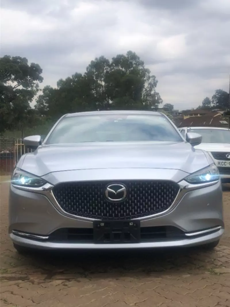 Mazda Atenza    - 2018