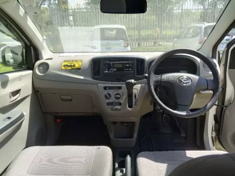 Daihatsu Mira    - 2017
