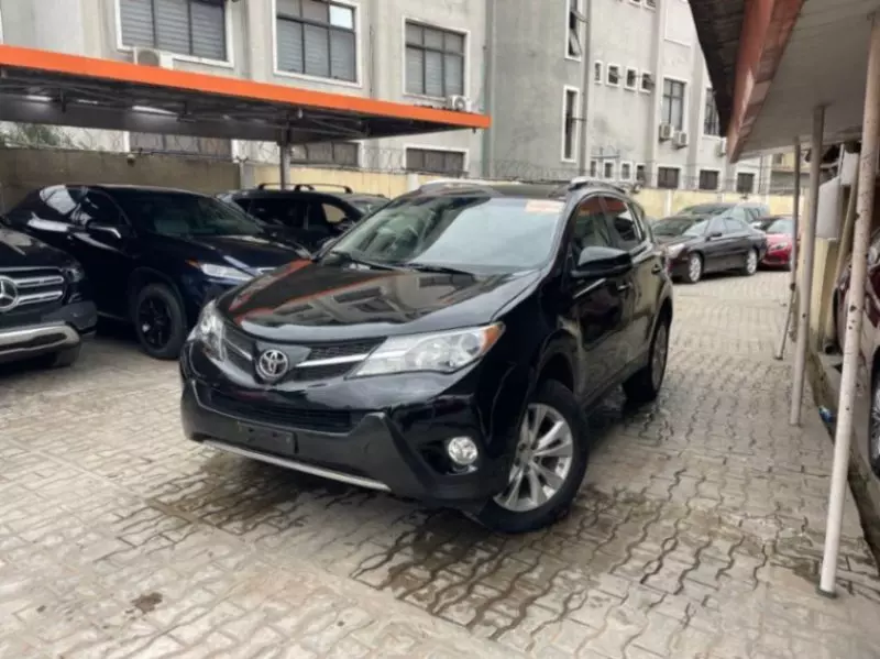 Toyota RAV 4   - 2014