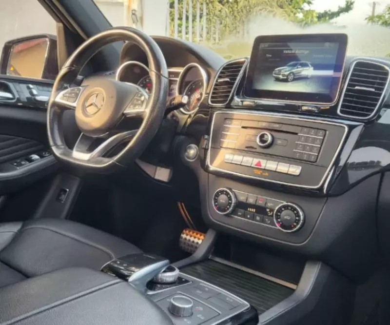 Mercedes-Benz GLE-Class - 2016