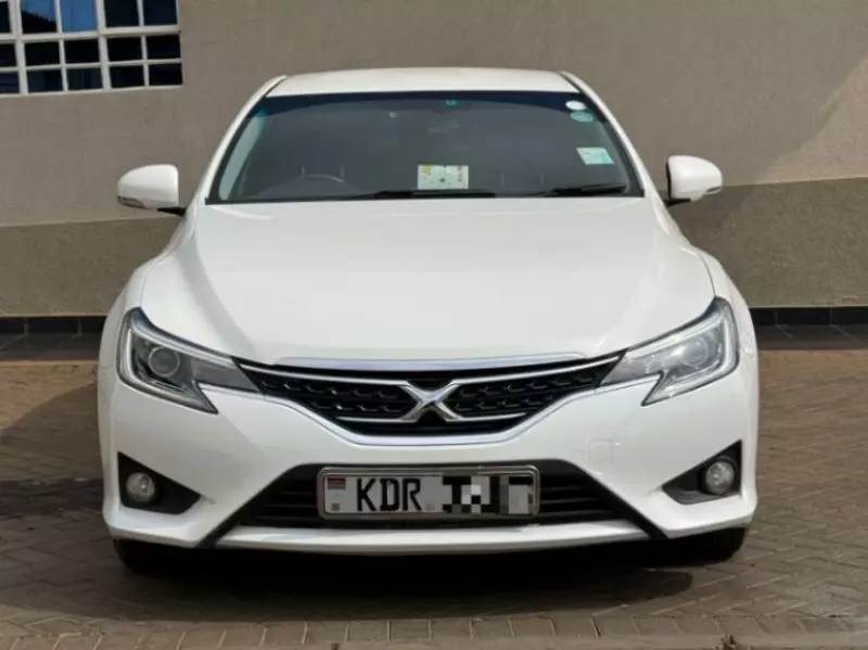 Toyota Mark X   - 2016
