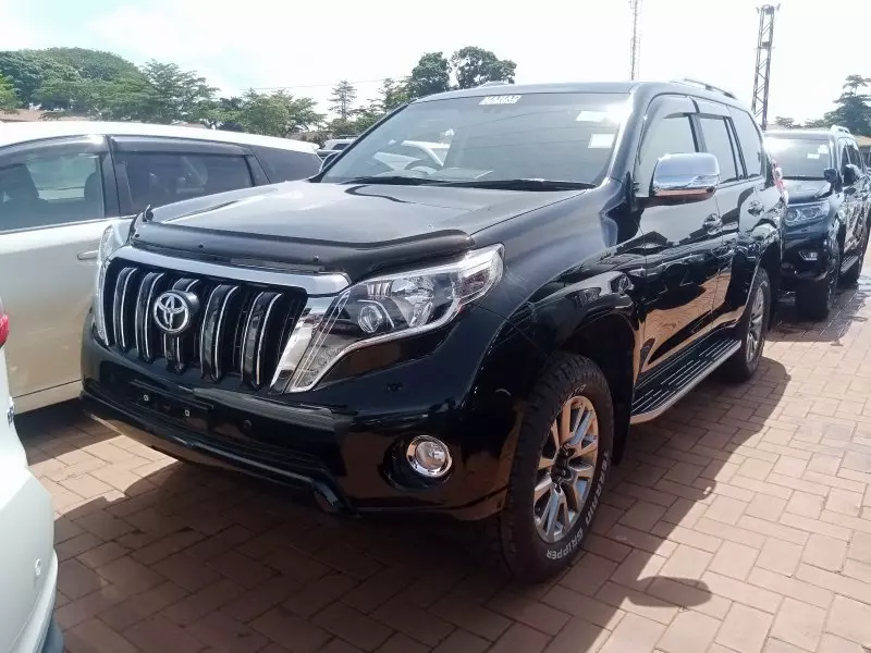 Toyota Landcruiser Prado   - 2016