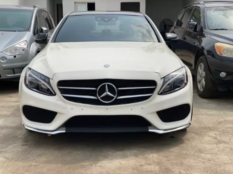 Mercedes-Benz C 300   - 2016