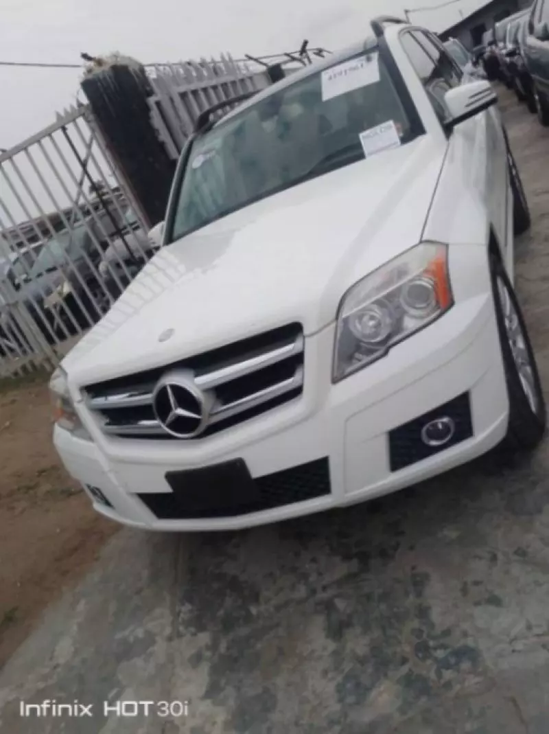 Mercedes-Benz GLK 350   - 2011