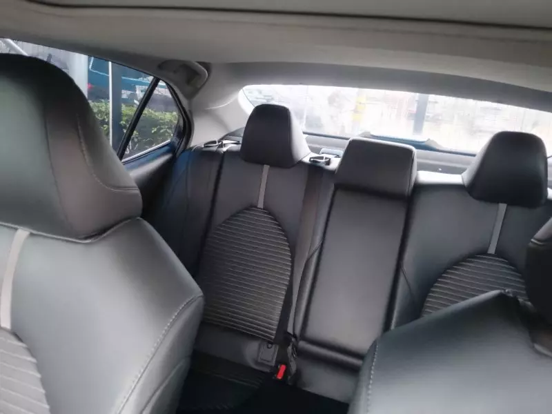 Toyota Camry   - 2018