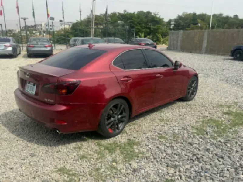 Lexus IS   - 2008