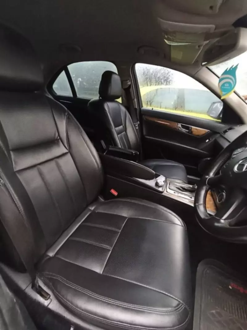 Mercedes-Benz C 200   - 2010