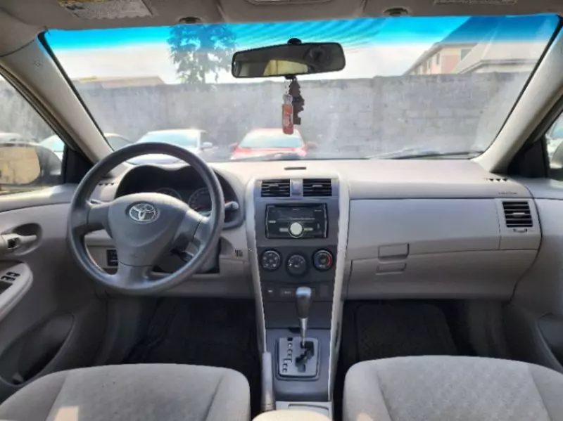 Toyota Corolla - 2009