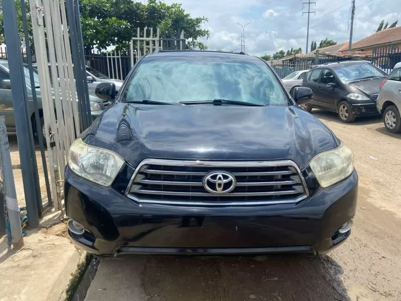 Toyota Highlander   - 2009