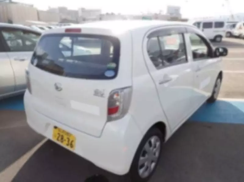 Daihatsu Mira    - 2016