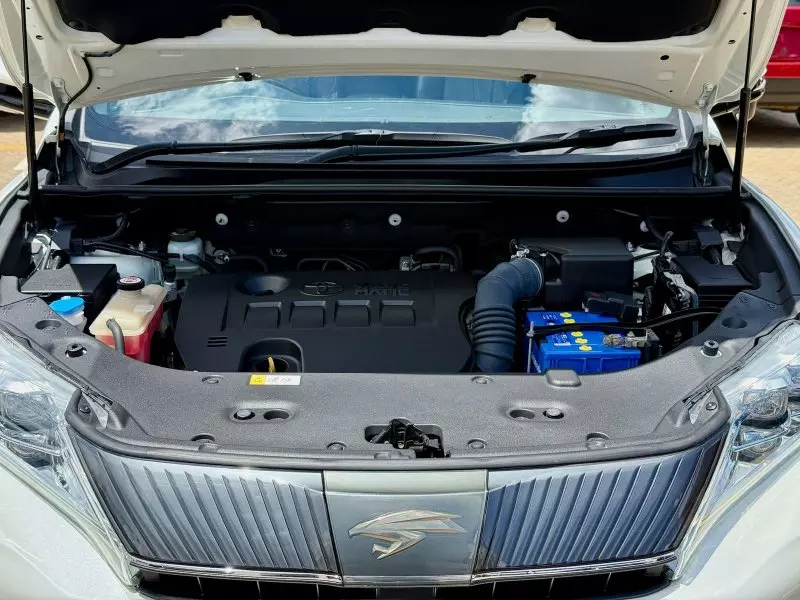 Toyota Harrier   - 2019