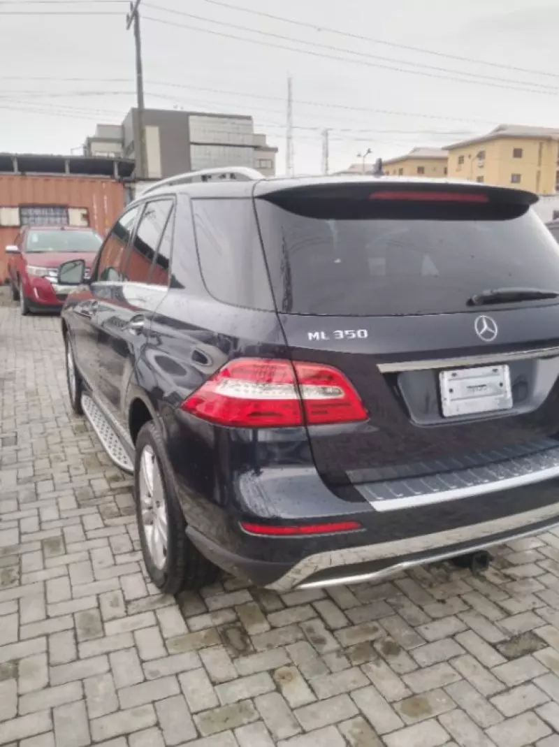 Mercedes-Benz ML 350   - 2012