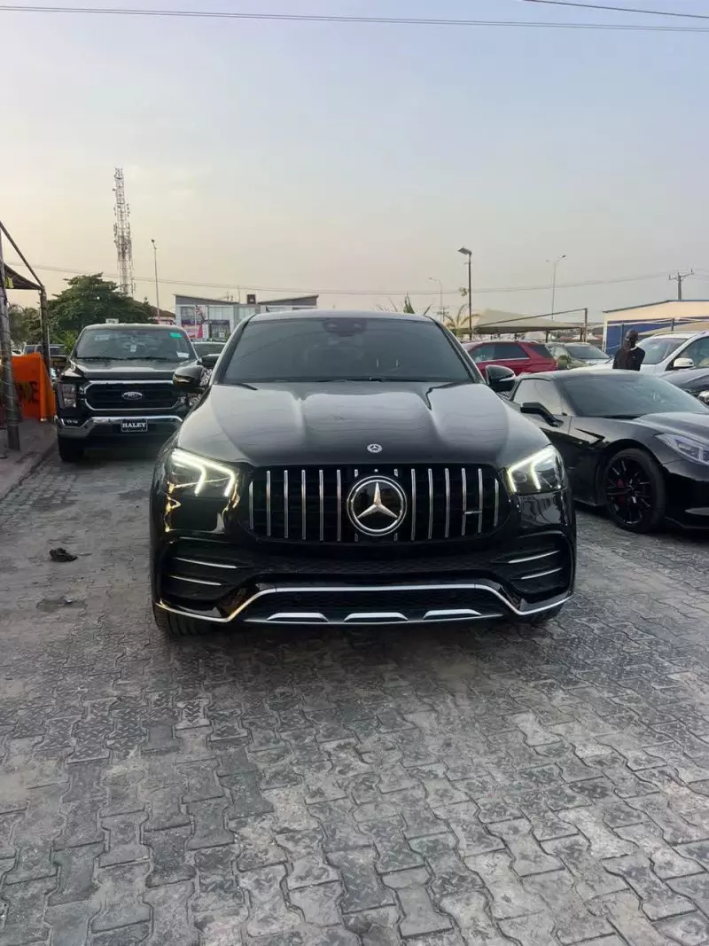 Mercedes-Benz GLE 53 AMG   - 2021