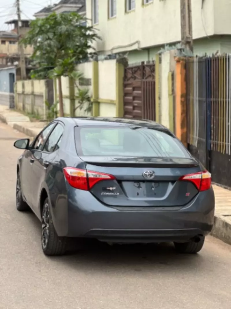 Toyota Corolla Sport   - 2015