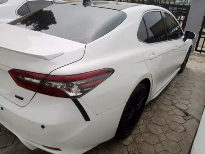 Toyota Camry   - 2022