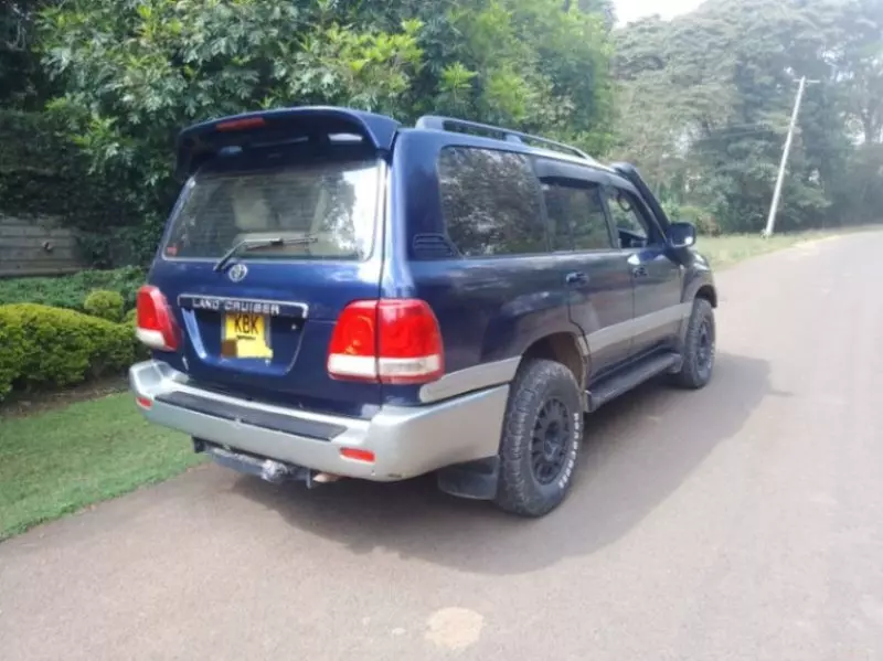 Toyota Land Cruiser   - 2003