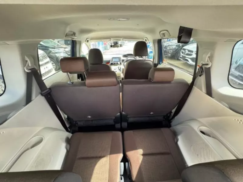 Toyota Sienta Hybrid    - 2019