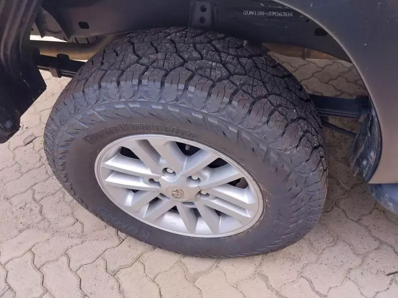 Toyota Hilux   - 2018